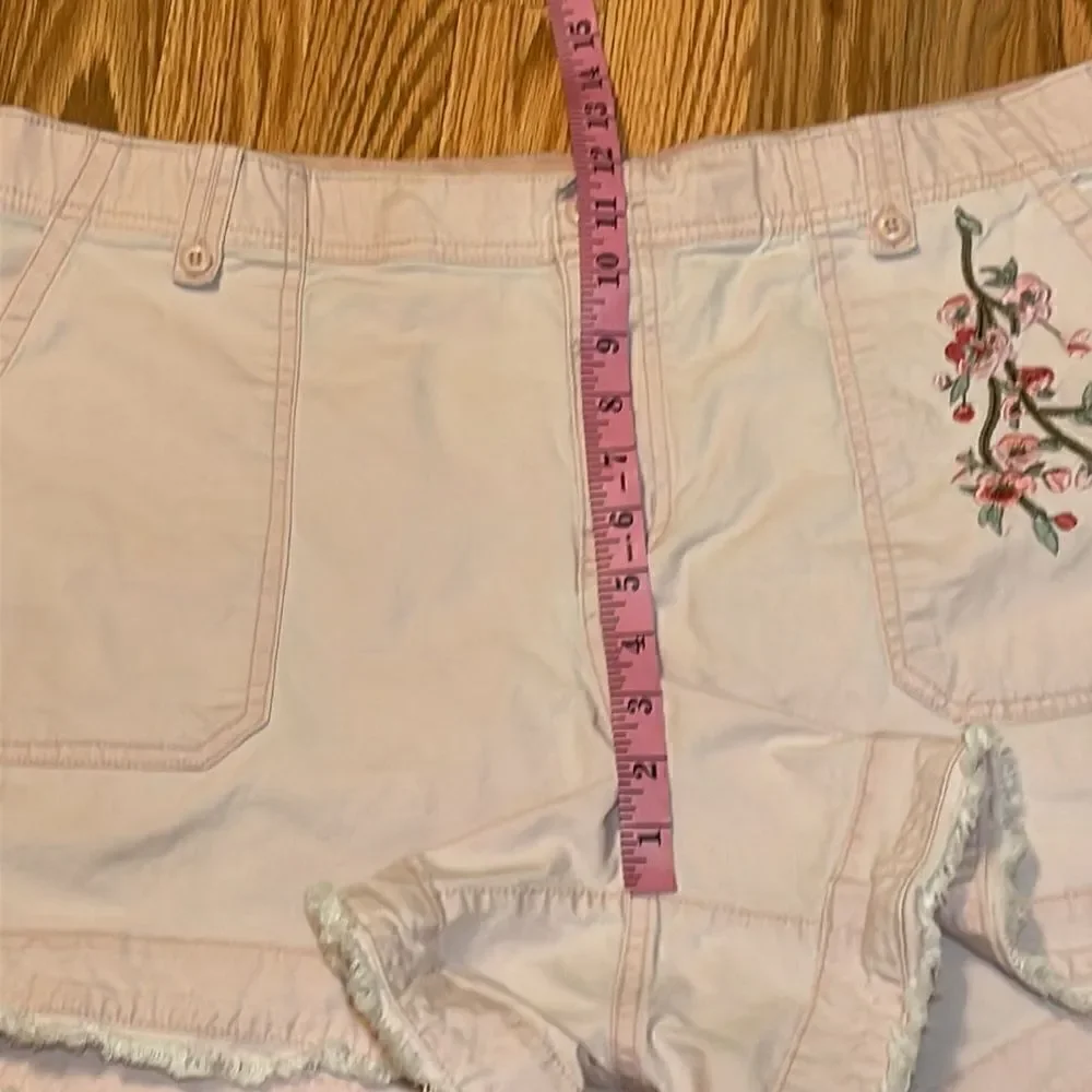 Lane Bryant Coquette Y2K  Pink Embroidered Stretchy Shorts, comfort waist, 20 - Picture 8 of 8